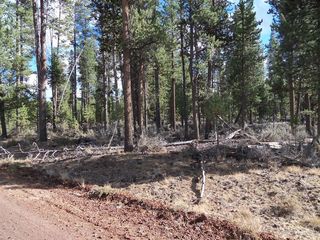 5900 Larchwood Dr, La Pine, OR 97739