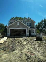 1141 Plymouth St, Piqua, OH 45356