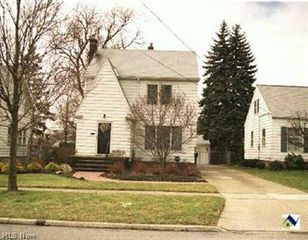 686 McKinley St, Bedford, OH 44146