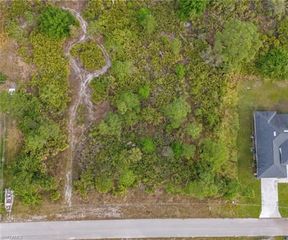 1141 Corry ST E, Lehigh Acres, FL 33974