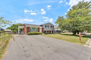 4962 Lantern St, Roanoke, VA 24019