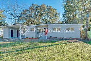 6336 Bondy Pl, Jacksonville, FL 32210