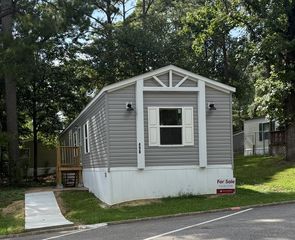 500 Webster Rd #498, Auburn, AL 36832