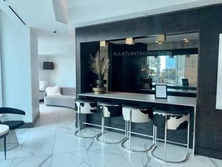 400 W  Peachtree St NW #2302, Atlanta, GA 30308