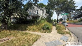 900 Prendergast Ave, Jamestown, NY 14701