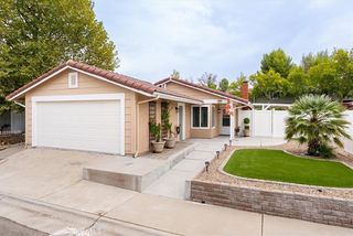 205 Honeysuckle Ln, Paso Robles, CA 93446