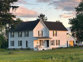 166 Mannys Corners Rd, Amsterdam, NY 12010