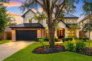 4719 Waring St, Houston, TX 77027