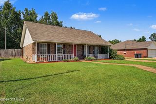 69 Mallard Dr, Columbus, MS 39702