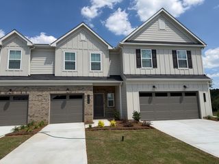 11908 Oak St, Charlotte, NC 28269