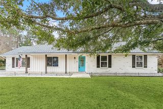 208 Lexington Dr, Mandeville, LA 70471