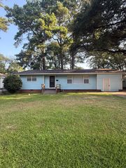 755 Montclair Pl, Jackson, MS 39206