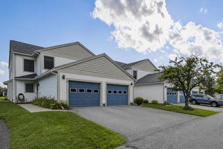 98 Saybrook Road #98, Essex Junction, VT 05452