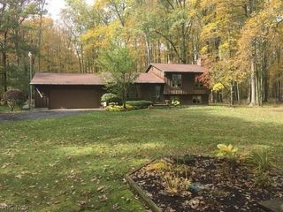 6683 Downs Rd NW, Warren, OH 44481