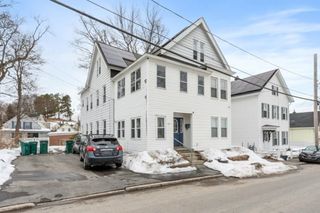 29 Forest St, Fitchburg, MA 01420