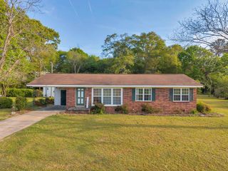 400 W  Oglethorpe St, Ellaville, GA 31806