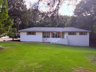 2616 Ridgewood Rd, Fultondale, AL 35068