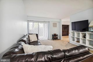 21 Silverwood Cir #4, Annapolis, MD 21403