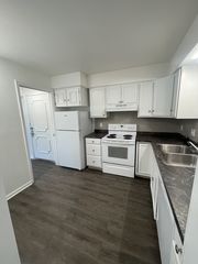 205 E  Saginaw Hwy #4, Grand Ledge, MI 48837