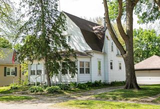 120 W  Adair St, Shell Rock, IA 50670