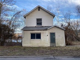 590 N  Water Ave, Sharon, PA 16146