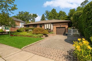 118 Forest Drive, Jericho, NY 11753