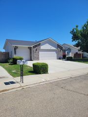 11468 Sanders St, Caldwell, ID 83605