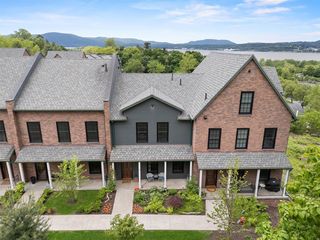 17 River Ridge Court, Beacon, NY 12508