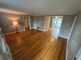 7 Manor Dr, Red Bank, NJ 07701