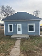 2129 Elm St, Albion, NE 68620