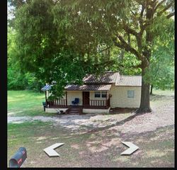 1288 Newton Ave, Ozark, AL 36360