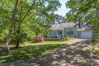 16 Majors Cove Ln, Edgartown, MA 02539