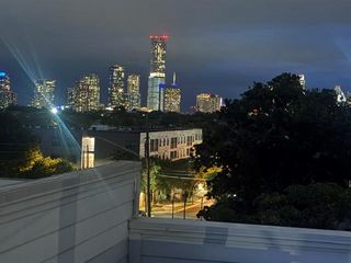 2108 Rosewood Ave #B, Austin, TX 78702