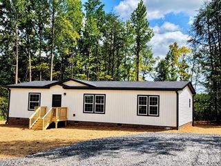 105 Cottontail Ln, Statesville, NC 28677