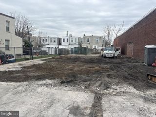 3571 Salmon St, Philadelphia, PA 19134