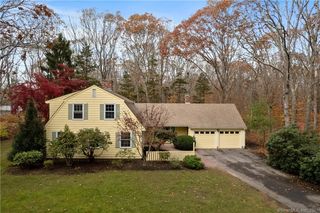 5 Otter Cove Dr, Old Saybrook, CT 06475