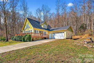 741 Blue Ridge Dr N, Marion, NC 28752