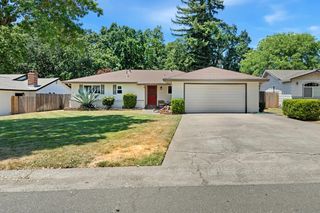 7841 Clear View Dr, Citrus Heights, CA 95610