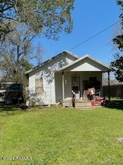145 Grand Ave, Lake Arthur, LA 70549