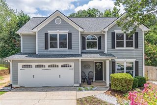 2790 Suwanee Lakes Trl, Suwanee, GA 30024