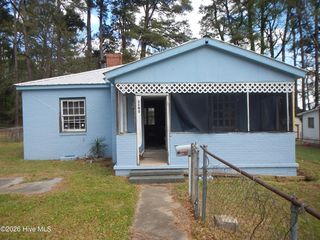 1105 N East Street, Kinston, NC 28501