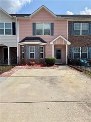 162 Shenandoah Dr, Riverdale, GA 30274