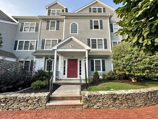 27 Maple St #B, Canton, MA 02021