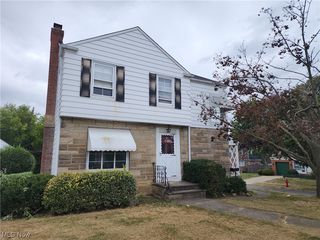 5220 E  113th St, Garfield Heights, OH 44125
