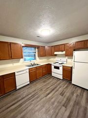 1477 Sandy Cir, Blacksburg, VA 24060