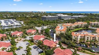 24 Uno Lago Drive, Juno Beach, FL 33408