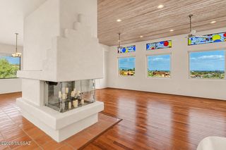 5136 N  Calle Bosque, Tucson, AZ 85718