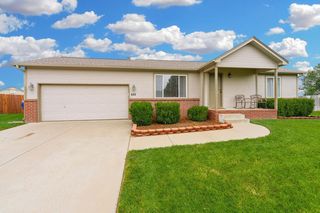 628 E  Rolling View Ct, Valley Center, KS 67147