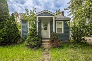 2416 Cass St, Gary, IN 46405