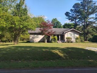814 N  Pisgah Rd, Eads, TN 38028